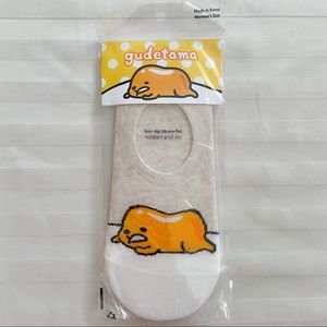 NWT Gudetama No Show Socks